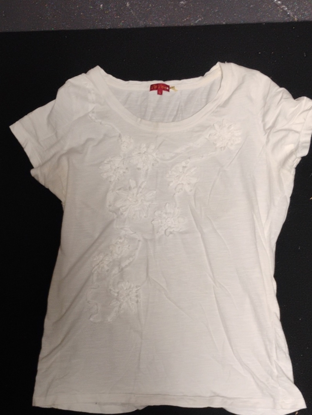 White Floral Appliqué Scoop Neck Top